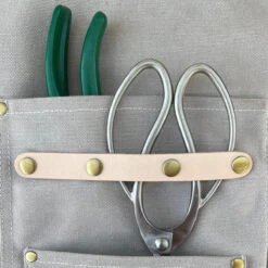 Gardening Apron - Waxed Canvas Apron With Pockets -Eds Plant Shop gardening apron waxed canvas apron with pockets 495801