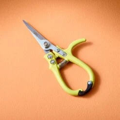 Grip-Friendly Gardening Shears - New Colors! -Eds Plant Shop grip friendly gardening shears new colors 628118