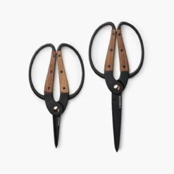 Barebones Premium Garden Scissors – Style Meets Performance